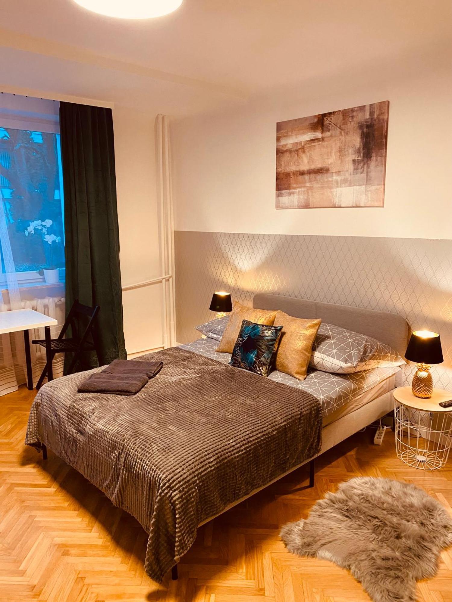 Clicktheflat Karmelicka Apart Rooms Warszawa Zewnętrze zdjęcie